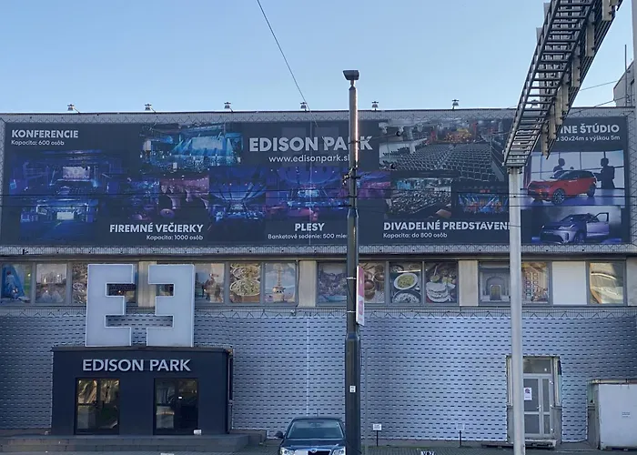 Apartment 20 Minutes From Center W Coffee, Tea, Tv, And Parking *