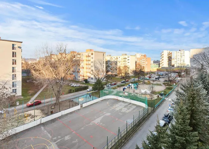 Apartment 20 Minutes From Center W Coffee, Tea, Tv, And Parking *